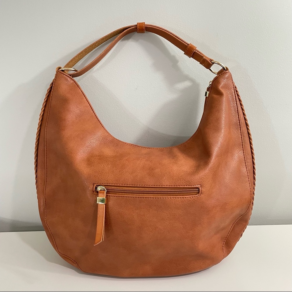 Faux leather camel color shoulder bag - Picture 5 of 14